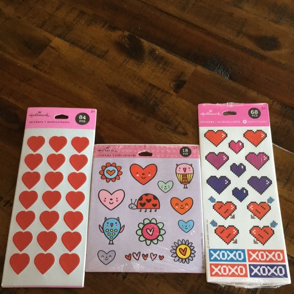 Valentines bundle with Hearts Necklace ❤️♥️❤️♥️ - Picture 8 of 16